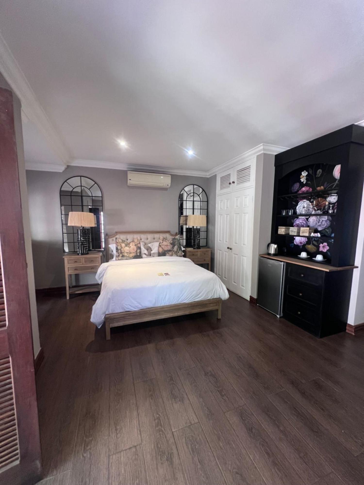 Bohemian Guesthouse - Pretoria Exterior photo