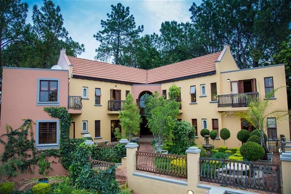 Bohemian Guesthouse - Pretoria Exterior photo