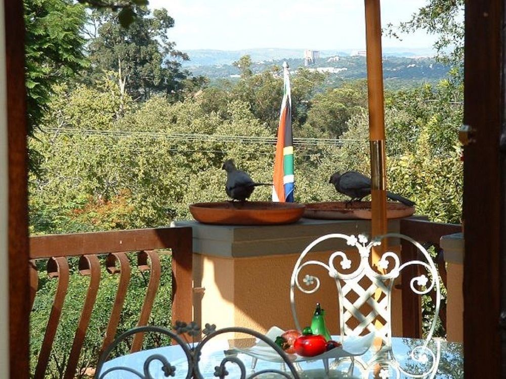 Bohemian Guesthouse - Pretoria Exterior photo