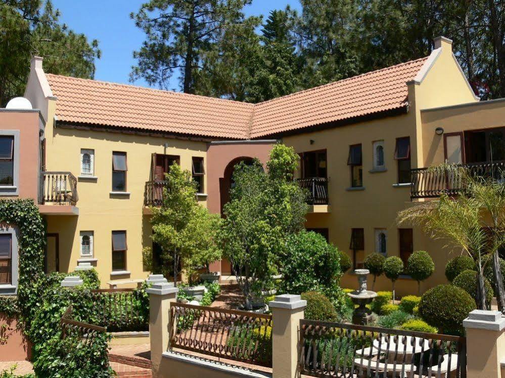 Bohemian Guesthouse - Pretoria Exterior photo