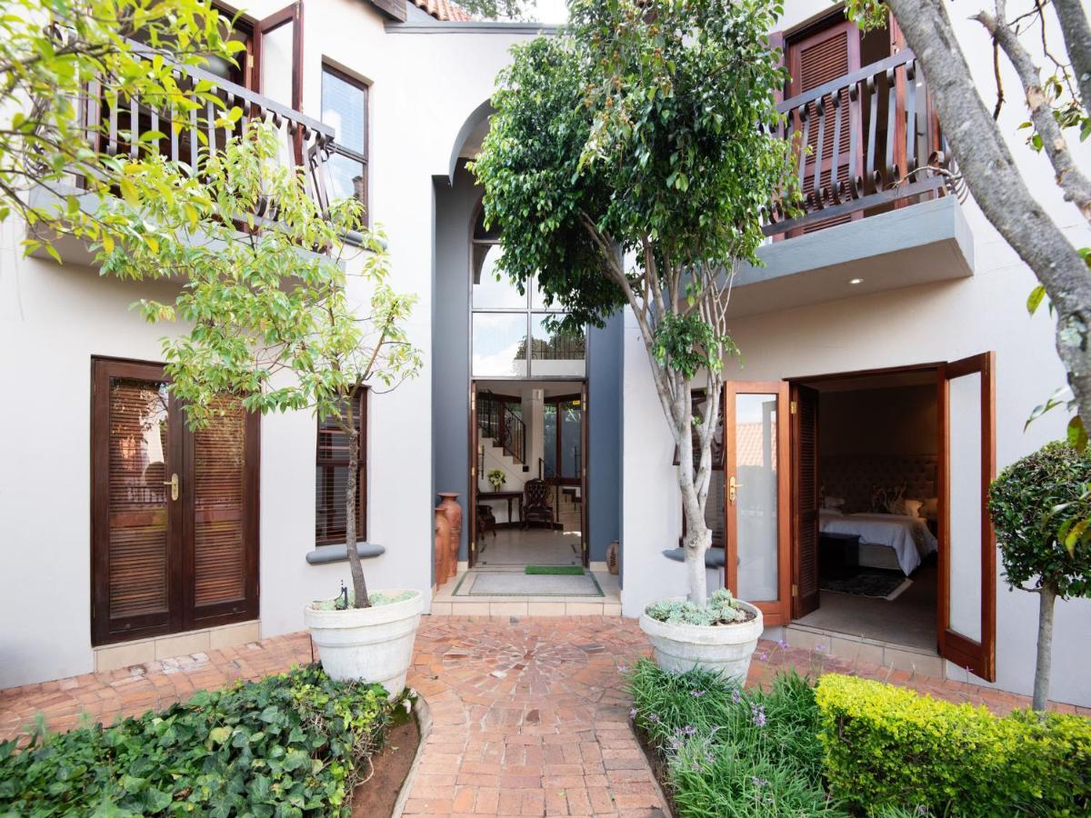 Bohemian Guesthouse - Pretoria Exterior photo