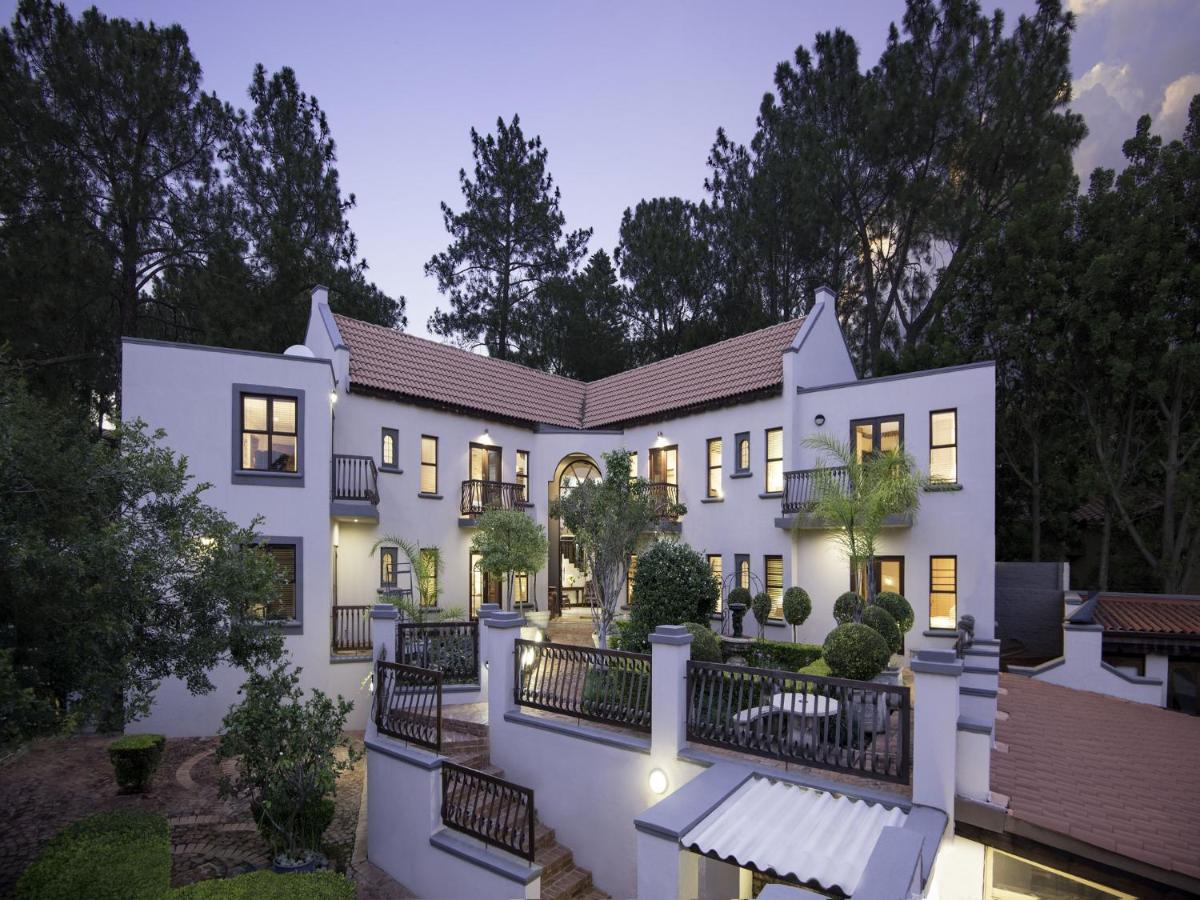 Bohemian Guesthouse - Pretoria Exterior photo
